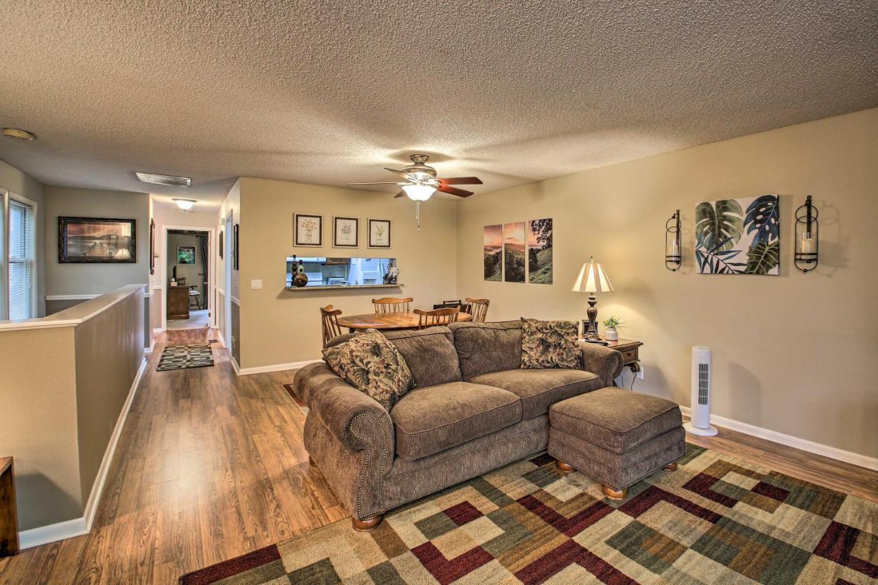 Hot Springs Village Retreat With Deck 3 Mi To Golf! Luaran gambar