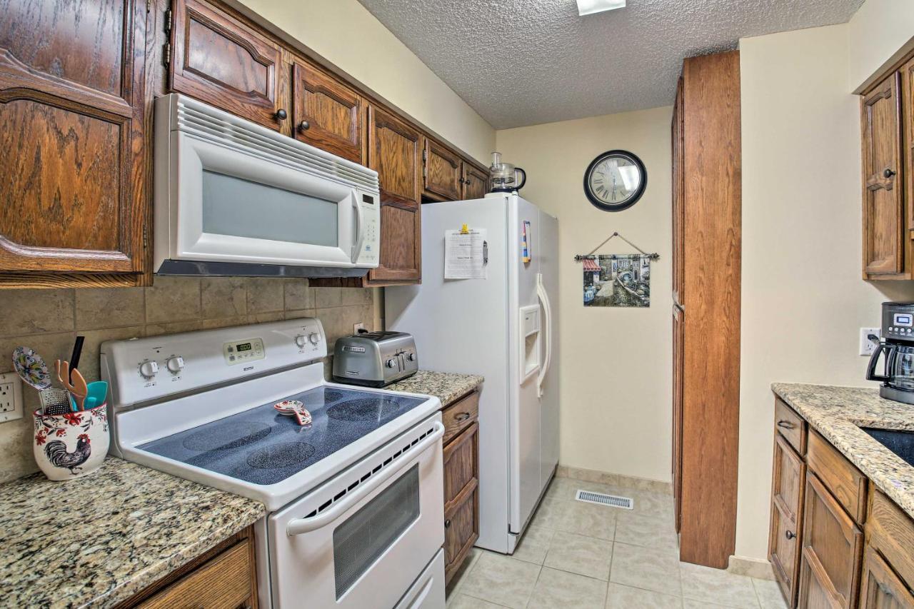 Hot Springs Village Retreat With Deck 3 Mi To Golf! Luaran gambar