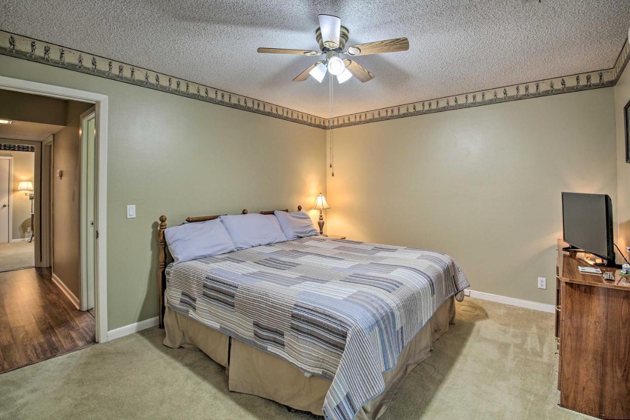 Hot Springs Village Retreat With Deck 3 Mi To Golf! Luaran gambar
