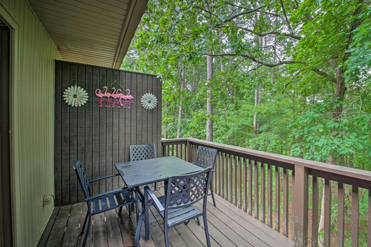 Hot Springs Village Retreat With Deck 3 Mi To Golf! Luaran gambar