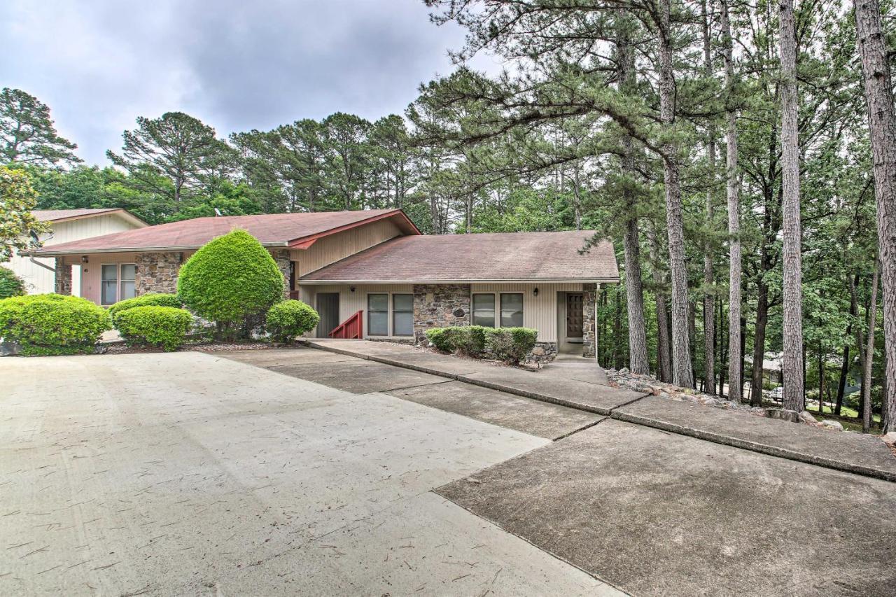 Hot Springs Village Retreat With Deck 3 Mi To Golf! Luaran gambar