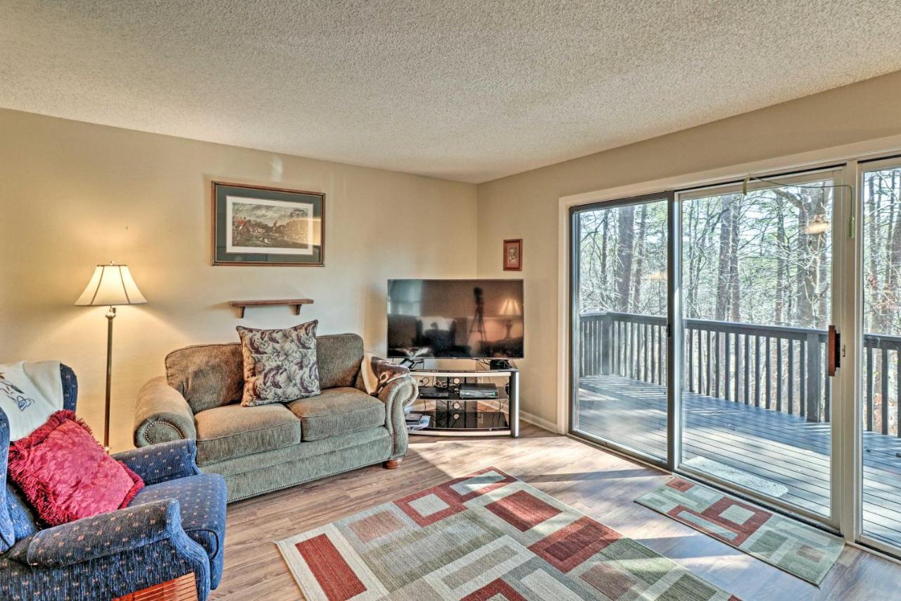 Hot Springs Village Retreat With Deck 3 Mi To Golf! Luaran gambar